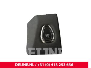 Begagnade Start/stopp-brytare Lynk &amp; Co 01 1.5 PHEV Pris € 48,40 Inklusive moms erbjuds av van Deijne Onderdelen Uden B.V.