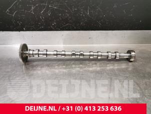 Begagnade Kamaxel Volvo XC60 I (DZ) Pris € 150,00 Marginaltabell erbjuds av van Deijne Onderdelen Uden B.V.