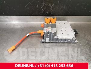 Begagnade DC/CD-omvandlare Porsche Taycan Cross Turismo (Y1B) 4S Performance Battery Plus Pris € 4.356,00 Inklusive moms erbjuds av van Deijne Onderdelen Uden B.V.