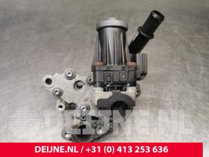 Używane Zawór EGR Opel Combo 1.3 CDTI 16V Cena € 90,75 Z VAT oferowane przez van Deijne Onderdelen Uden B.V.