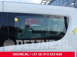 Begagnade Extra fönster, 4-dörrars, vänster Fiat Doblo Cargo (263) 1.4 16V Pris € 90,75 Inklusive moms erbjuds av van Deijne Onderdelen Uden B.V.