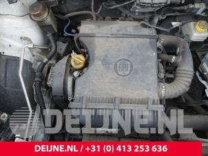 Begagnade Motor Fiat Doblo Cargo (263) 1.4 16V Pris € 3.569,50 Inklusive moms erbjuds av van Deijne Onderdelen Uden B.V.