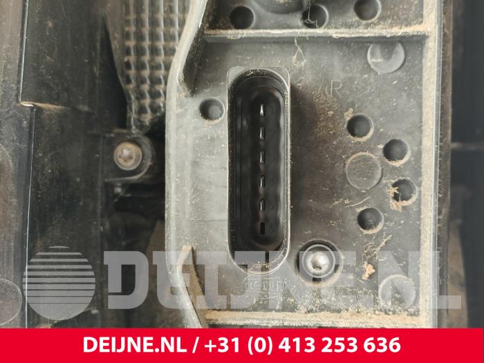 Baklykta, höger från en Mercedes-Benz Vito (447.6) 2.2 114 CDI 16V 2019
