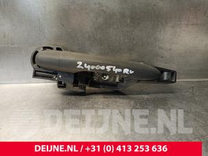 Gebruikte Portiergreep 2Deurs rechts Mercedes Citan (415.7) 1.5 109 CDI Crewbus Prijs € 24,20 Inclusief btw aangeboden door van Deijne Onderdelen Uden B.V.