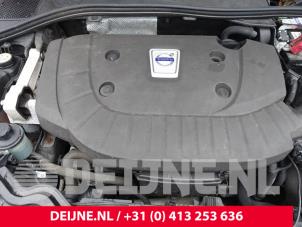 Begagnade Motor Volvo V60 I (FW/GW) 2.0 D3 20V Pris € 3.250,00 Marginaltabell erbjuds av van Deijne Onderdelen Uden B.V.