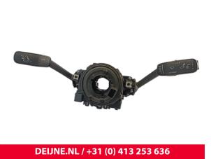 Gebruikte Combischakelaar Stuurkolom Volkswagen Crafter (SY) 2.0 TDI FWD Prijs € 90,75 Inclusief btw aangeboden door van Deijne Onderdelen Uden B.V.