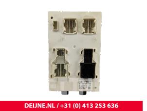 Gebruikte Computer Body Control Mercedes Vito (447.6) 2.2 114 CDI 16V Prijs € 78,65 Inclusief btw aangeboden door van Deijne Onderdelen Uden B.V.