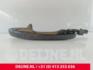 Gebruikte Portiergreep 4Deurs rechts-achter Volvo XC90 II 2.0 B5 16V Mild Hybrid AWD Prijs € 75,00 Margeregeling aangeboden door van Deijne Onderdelen Uden B.V.