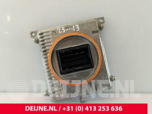 Gebruikte Module LED koplamp Porsche Taycan (Y1A) 4S Prijs € 121,00 Inclusief btw aangeboden door van Deijne Onderdelen Uden B.V.