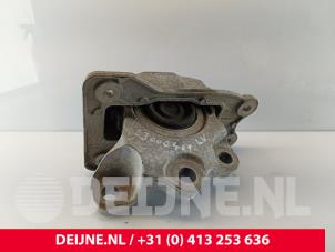 Begagnade Motorfäste Volvo V60 II (ZW) 2.0 B3 16V Mild Hybrid Pris € 50,00 Marginaltabell erbjuds av van Deijne Onderdelen Uden B.V.