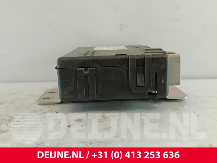 Dragkroksmodul från en Ford Transit 2.2 TDCi 16V 2015