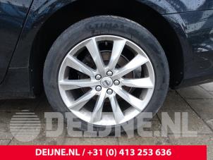 Begagnade Hjuluppsättning Volvo S90 II 2.0 D4 16V Pris € 700,00 Marginaltabell erbjuds av van Deijne Onderdelen Uden B.V.