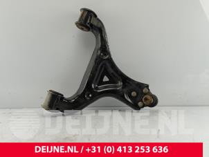 Gebruikte Draagarm onder rechts-voor Mercedes V (447.8) 2.1 250 BlueTEC, 250 d 16V Prijs € 90,75 Inclusief btw aangeboden door van Deijne Onderdelen Uden B.V.