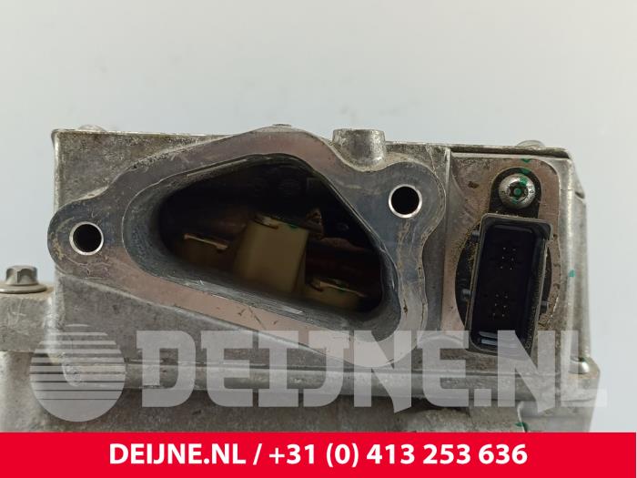 Hybriddrivenhet från en Volvo XC40 (XZ) 1.5 T4 Plug-in Hybrid 12V 2021