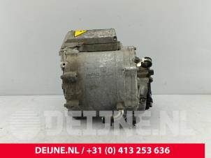 Begagnade Hybriddrivenhet Volvo XC40 (XZ) 1.5 T4 Plug-in Hybrid 12V Pris € 1.250,00 Marginaltabell erbjuds av van Deijne Onderdelen Uden B.V.