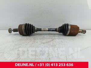 Gebruikte Steekas links-voor Volvo XC90 II 2.0 T8 16V Twin Engine AWD Prijs € 225,00 Margeregeling aangeboden door van Deijne Onderdelen Uden B.V.