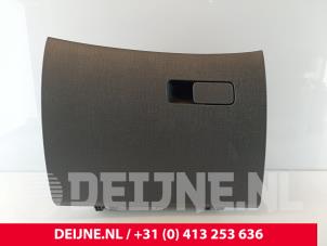 Begagnade Handskfack BYD Dolphin 60,4 kWh Pris € 48,40 Inklusive moms erbjuds av van Deijne Onderdelen Uden B.V.