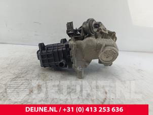 Używane Zawór EGR Peugeot Expert (V1/VA/VB/VE/VF/VT/VY) 2.0 Blue HDi 120 16V Cena € 187,55 Z VAT oferowane przez van Deijne Onderdelen Uden B.V.