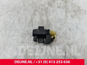 Gebruikte Turbodrukregelaar Renault Trafic (1FL/2FL/3FL/4FL) 1.6 dCi 120 Twin Turbo Prijs € 18,15 Inclusief btw aangeboden door van Deijne Onderdelen Uden B.V.