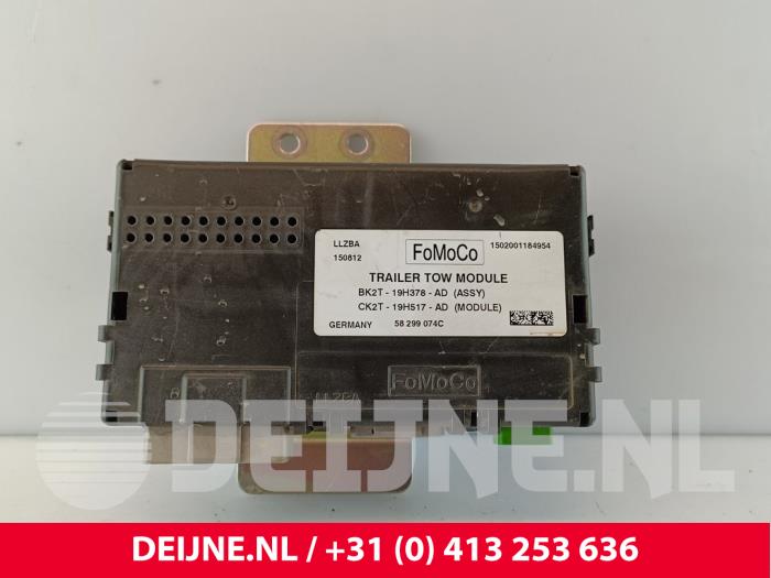 Dragkroksmodul från en Ford Transit 2.2 TDCi 16V 2015