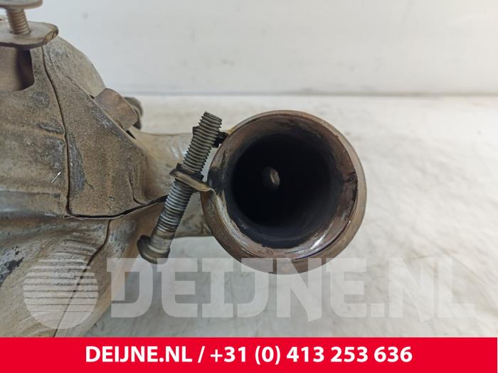 Katalytisk avgasrenare från en Opel Combo Cargo 1.5 CDTI 75 2020