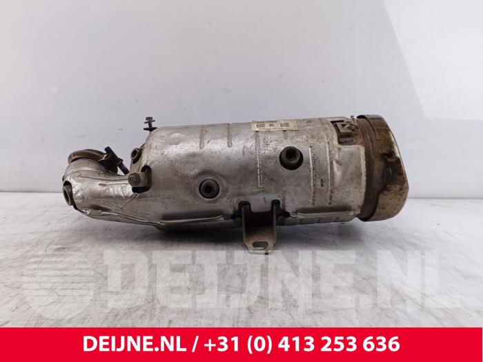 Katalytisk avgasrenare från en Opel Combo Cargo 1.5 CDTI 75 2020