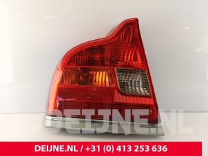 Begagnade Baklykta, vänster Volvo S80 (TR/TS) 2.5 T Turbo 20V Pris € 60,00 Marginaltabell erbjuds av van Deijne Onderdelen Uden B.V.