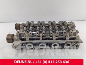 Begagnade Topplock Renault Master II (ED/HD/UD) 2.5 dCi 16V 100 Pris € 484,00 Inklusive moms erbjuds av van Deijne Onderdelen Uden B.V.