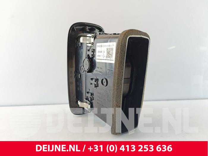 Luftmunstycke, instrumentbräda från en Volvo C40 Recharge (XK) Recharge Twin 78 kWh 2021