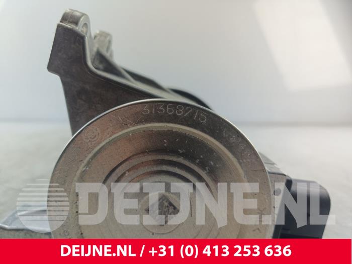 Vattenpump från en Volvo XC90 II 2.0 T8 16V Twin Engine AWD 2017