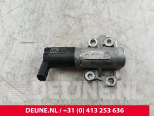 Gebruikte Nokkenas Verstelling Volvo XC90 II 2.0 T8 16V Twin Engine AWD Prijs € 50,00 Margeregeling aangeboden door van Deijne Onderdelen Uden B.V.