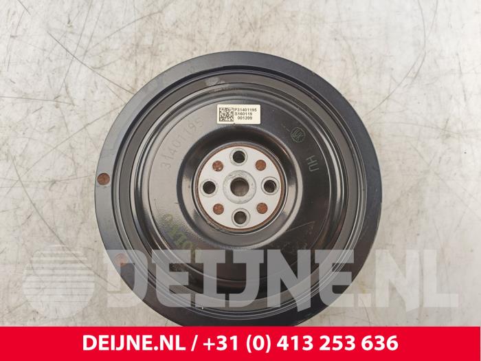 Remskiva, vevaxel från en Volvo XC90 II 2.0 T8 16V Twin Engine AWD 2017