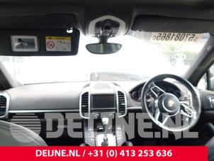 Gebruikte Versnellingspook Porsche Cayenne II (92A) 3.0 D V6 24V Prijs op aanvraag aangeboden door van Deijne Onderdelen Uden B.V.