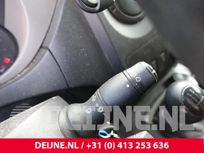 Spak, rattstång från en Renault Master III (FV) 2.3 dCi 125 16V FWD 2015