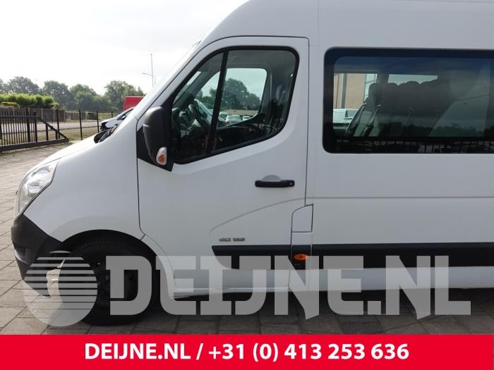 Dörr, 2-dörrars, vänster från en Renault Master III (FV) 2.3 dCi 125 16V FWD 2015