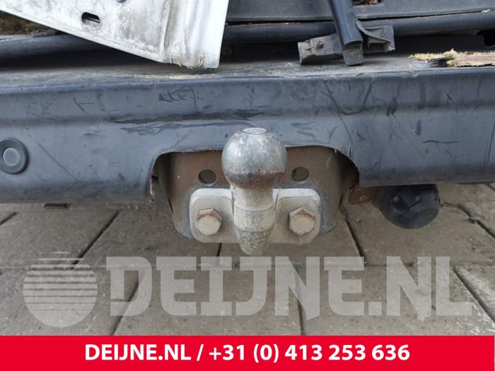 Dragkrok från en Renault Master III (FV) 2.3 dCi 125 16V FWD 2015