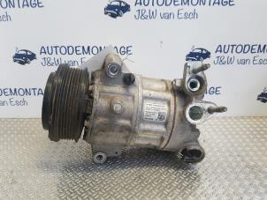 Begagnade Luftkonditioneringspump Ford Fiesta 7 1.1 Ti-VCT 12V 85 Pris € 145,20 Inklusive moms erbjuds av Autodemontage J&W van Esch