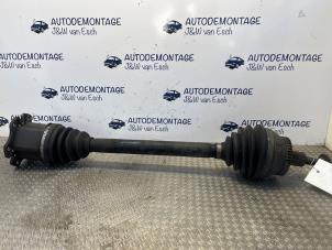 Begagnade Drivaxel, höger fram Audi A4 (B7) 2.0 TDI 16V Pris € 36,30 Inklusive moms erbjuds av Autodemontage J&W van Esch