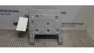 Begagnade Radioförstärkare Volvo S60 II (FS) 2.0 D2 16V Pris € 60,50 Inklusive moms erbjuds av Autodemontage J&W van Esch