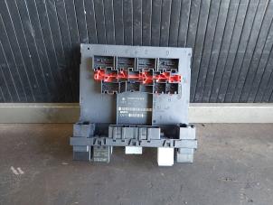 Gebruikte Comfort Module Volkswagen Eos (1F7/F8) 2.0 TDI DPF Prijs € 75,00 Margeregeling aangeboden door Autodemontage Gout