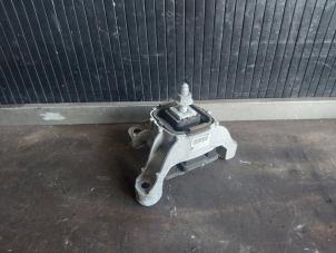 Gebruikte Versnellingsbak Steun Mini Mini (R56) 1.6 16V Cooper Prijs € 19,99 Margeregeling aangeboden door Autodemontage Gout