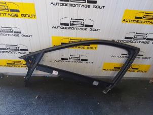 Begagnade Dörrlist, övre, 4-dörrars, vänster fram Audi A3 Sportback (8PA) 1.6 FSI 16V Pris € 49,99 Marginaltabell erbjuds av Autodemontage Gout