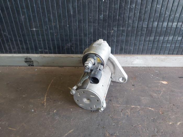 Startmotor från en Volkswagen Golf VI Variant (AJ5/1KA) 1.4 TSI 122 16V 2010