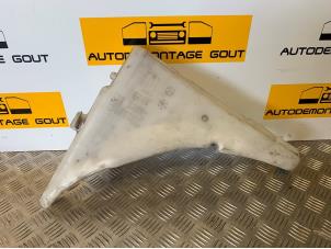 Begagnade Spolartank, vindruta Audi TT (8J3) 2.0 TFSI 16V Pris € 29,99 Marginaltabell erbjuds av Autodemontage Gout