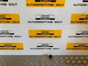 Gebruikte Cabriodak Bediening Mercedes SL (R129) 3.2 SL-320 V6 18V Prijs € 49,99 Margeregeling aangeboden door Autodemontage Gout