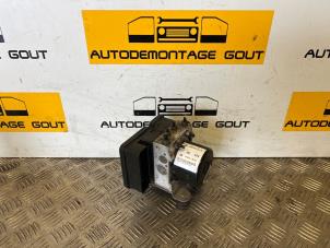 Gebruikte ABS Pomp Volkswagen Transporter T5 1.9 TDi Prijs € 499,99 Margeregeling aangeboden door Autodemontage Gout