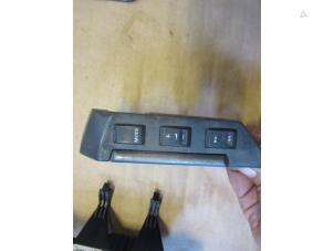 Gebruikte Radiobediening Stuur Landrover Range Rover Sport (LS) Prijs € 30,25 Inclusief btw aangeboden door Garage Callant