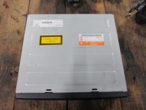 Używane Modul nawigacji Jaguar XJ (X350) 2.7d V6 24V Cena € 151,25 Z VAT oferowane przez Garage Callant