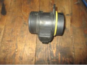 Gebruikte Luchtmassameter Jaguar XJ (X350) 2.7d V6 24V Prijs € 30,25 Inclusief btw aangeboden door Garage Callant