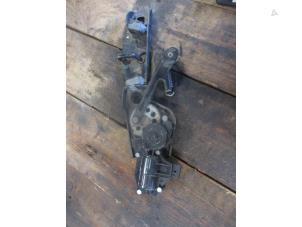 Gebruikte Kofferdeksel Slotmechaniek Landrover Range Rover Sport (LS) 3.6 TDV8 32V Prijs € 60,50 Inclusief btw aangeboden door Garage Callant